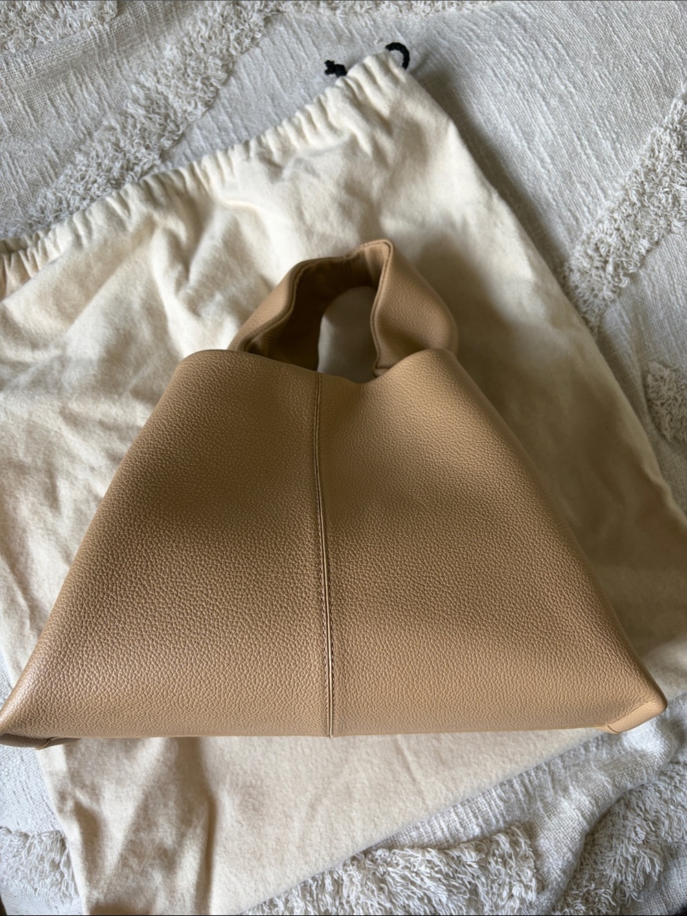 Polene numero Neuf
EDITION TEXTURED